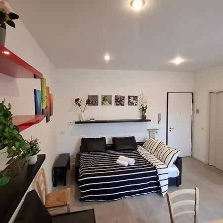 Guesthost - Res Gioia Daire