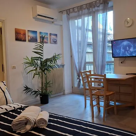Guesthost - Res Gioia Appartement *