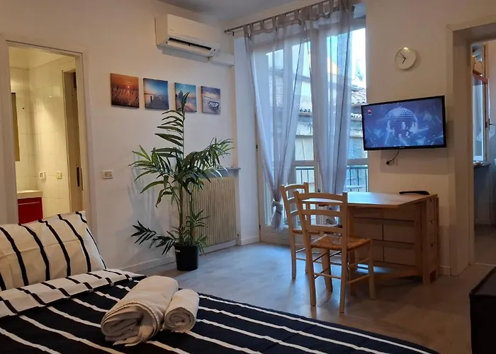 Guesthost - Res Gioia Daire *