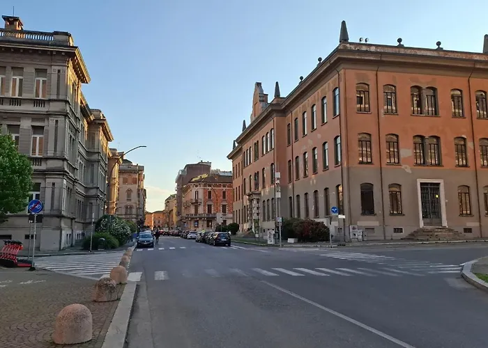 Daire Guesthost - Res Gioia Piacenza